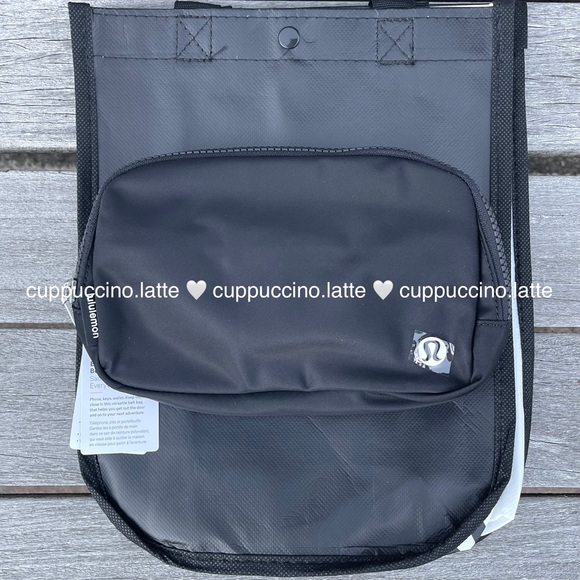 🖤NWT🖤Lululemon Athletica Everywhere Belt Bag in Black- Extended Strap - Picture 1 of 15